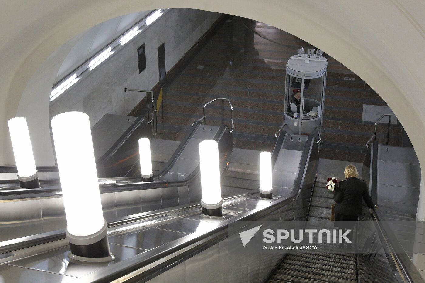 Reopening changeover passage at Belorusskaya metro station i