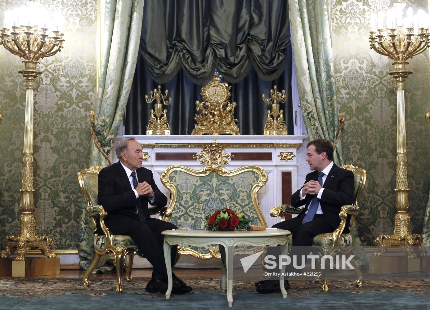 Dmitry Medvedev and Nursultan Nazarbayev