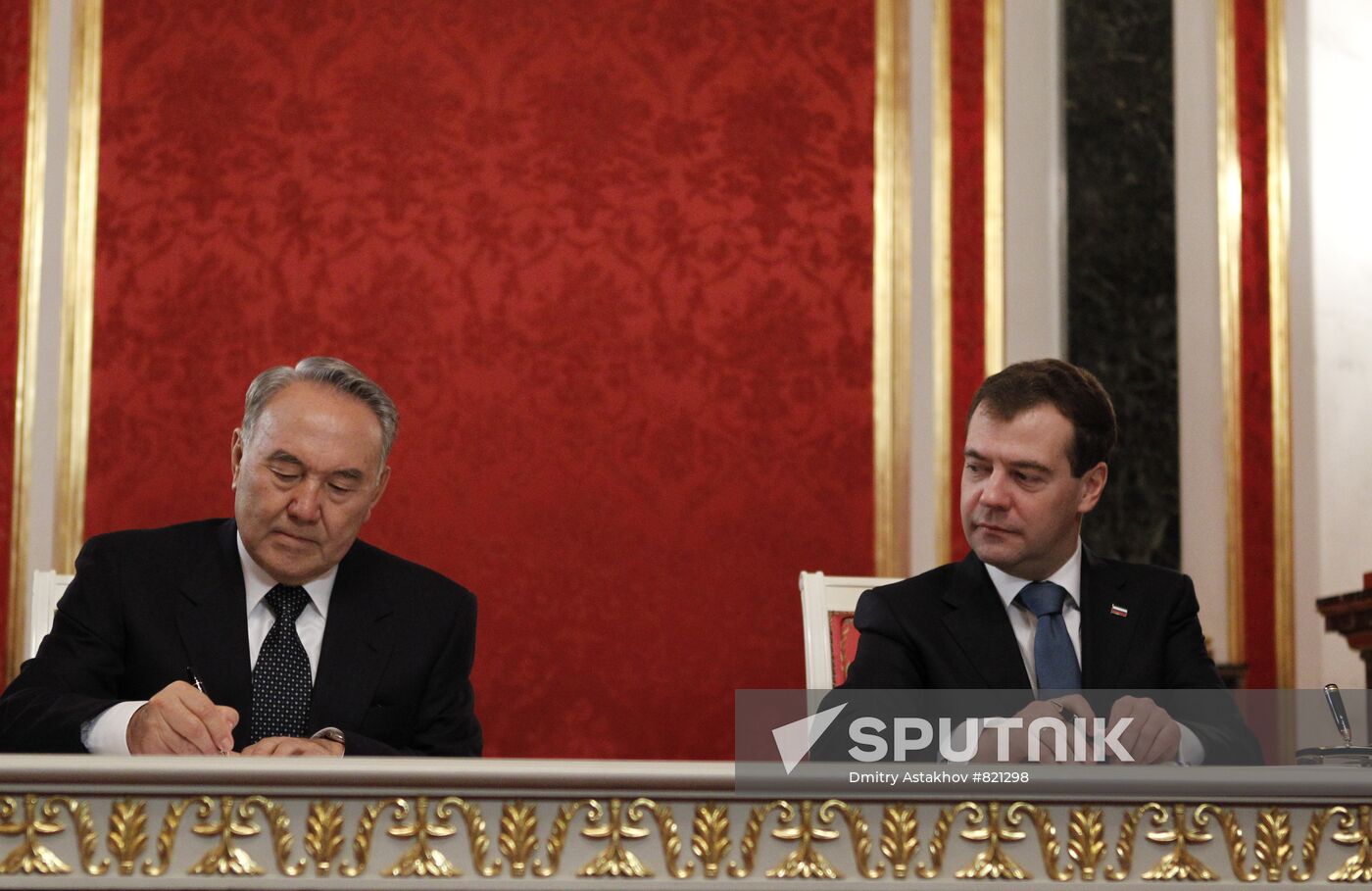 Dmitry Medvedev and Nursultan Nazarbayev