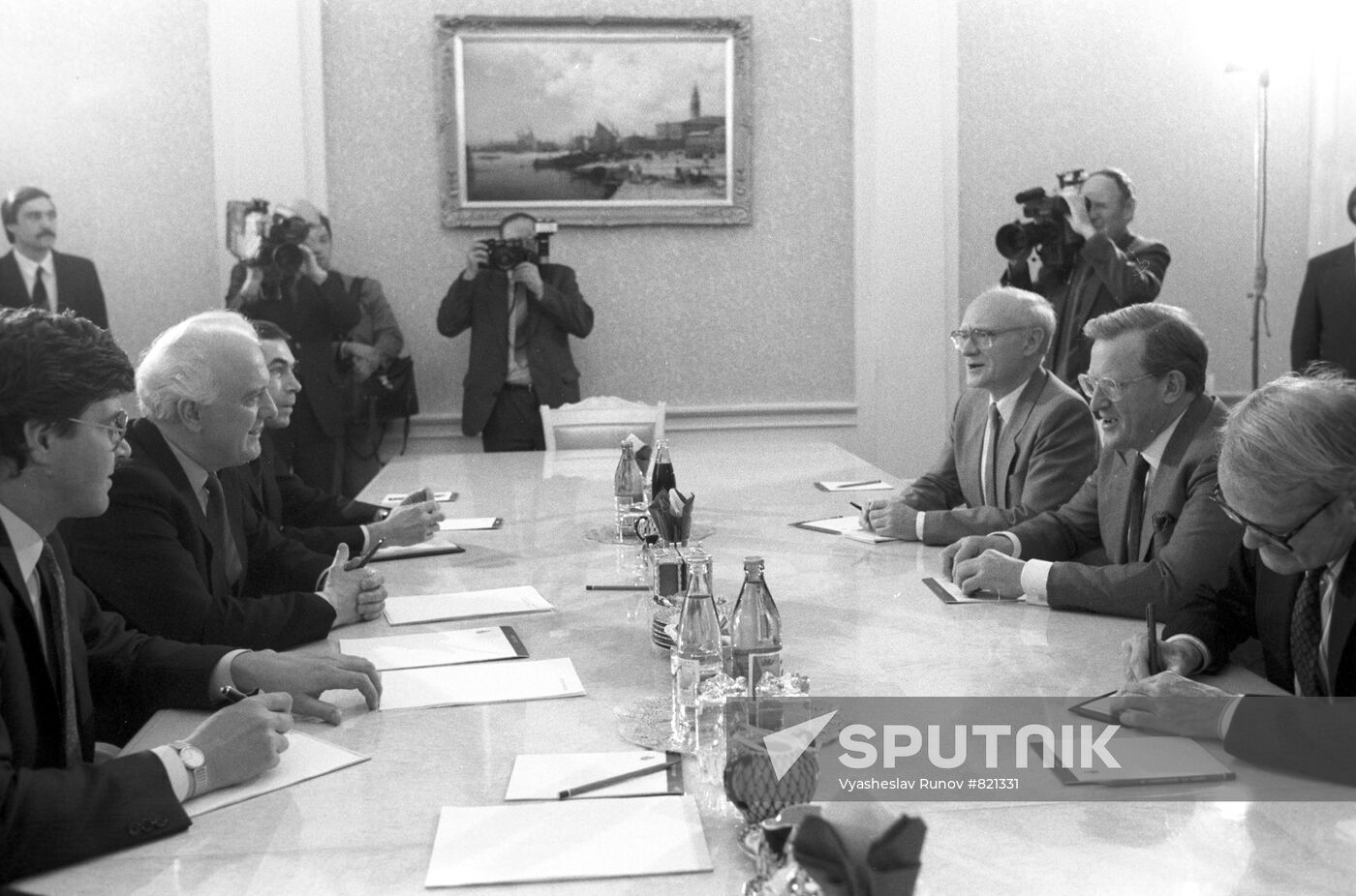 Eduard Shevardnadze and Tom King