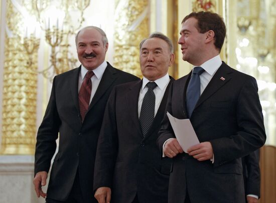Dmitry Medvedev conducts CSTO and CIS summit in Kremlin