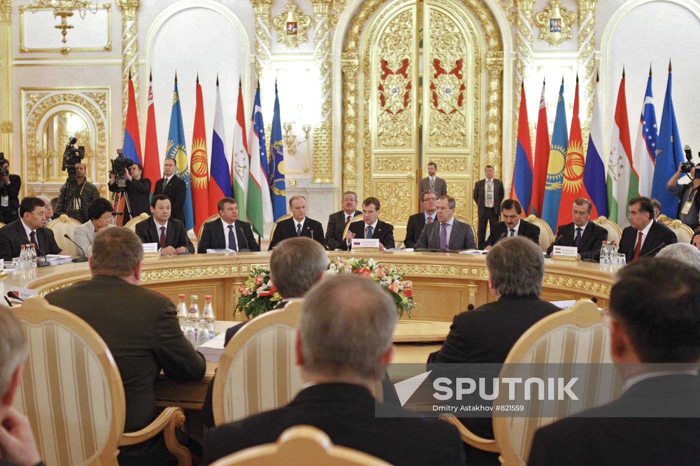 Dmitry Medvedev conducts CSTO and CIS summit in Kremlin