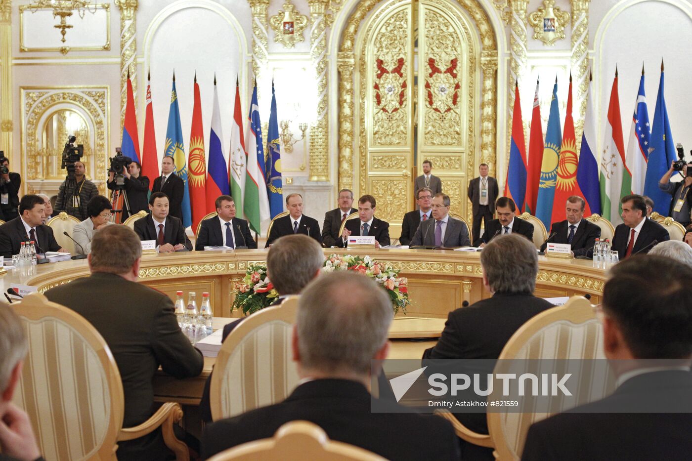 Dmitry Medvedev conducts CSTO and CIS summit in Kremlin