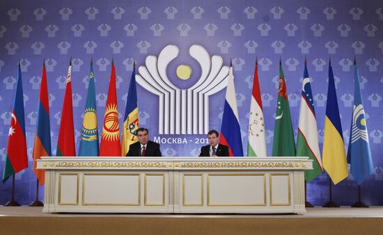 Dmitry Medvedev attends CSTO and CIS summit in Kremlin
