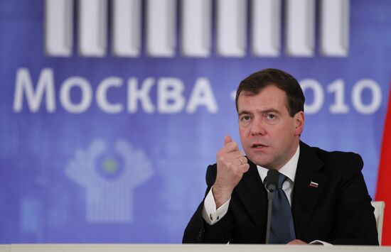 Dmitry Medvedev attends CSTO and CIS summit in Kremlin