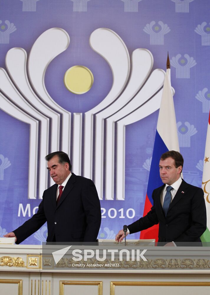 Dmitry Medvedev attends CSTO and CIS summit in Kremlin