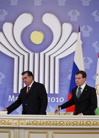 Dmitry Medvedev attends CSTO and CIS summit in Kremlin