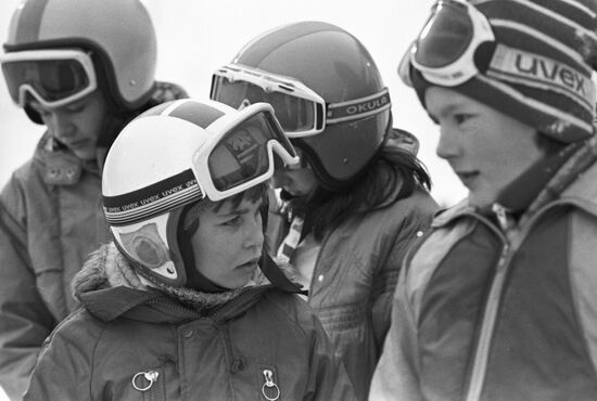 Young ski racers