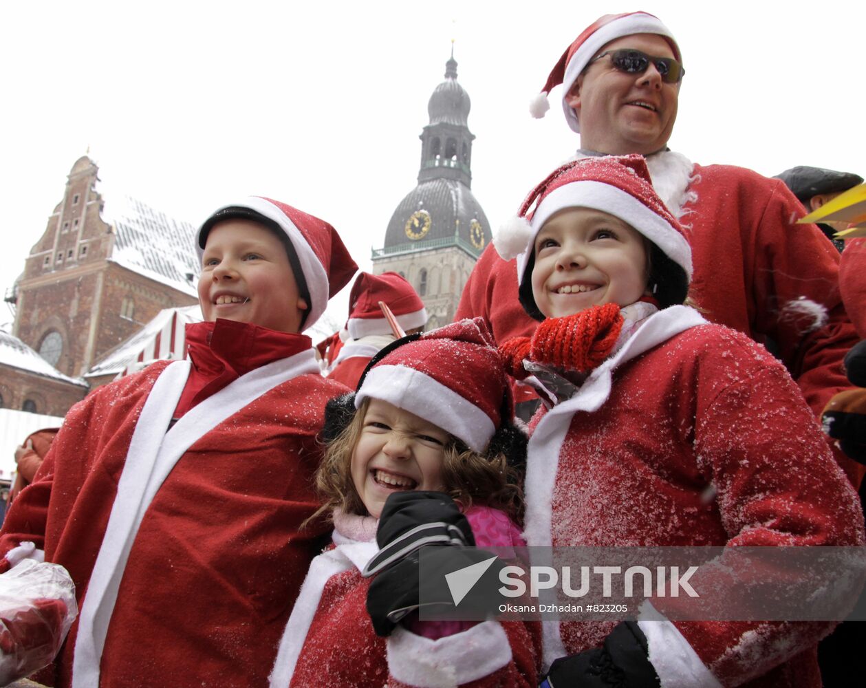 Annual Santa Claus Round in Riga
