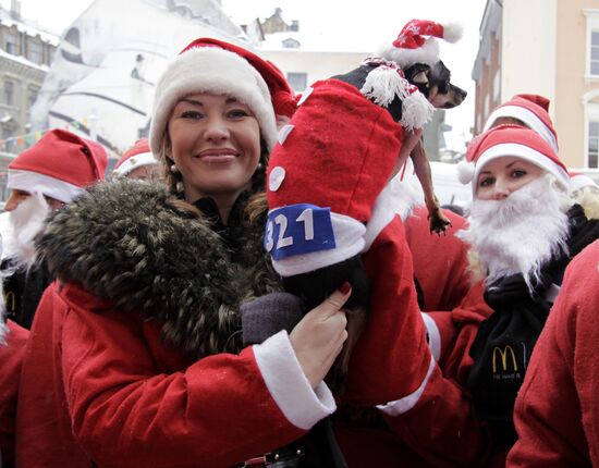 Annual Santa Claus Round in Riga