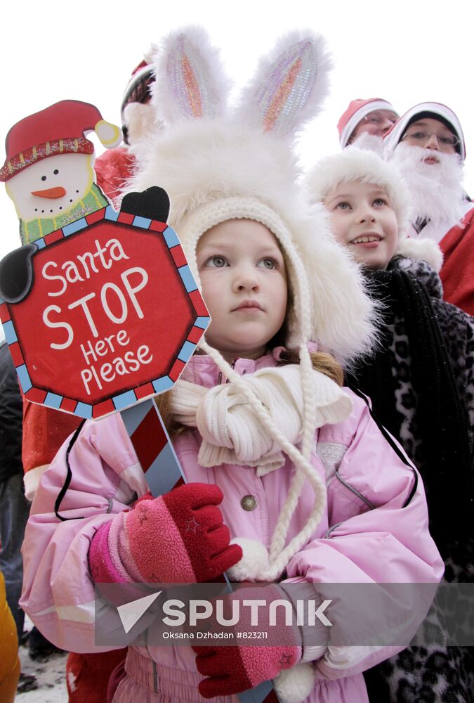 Annual Santa Claus Round in Riga