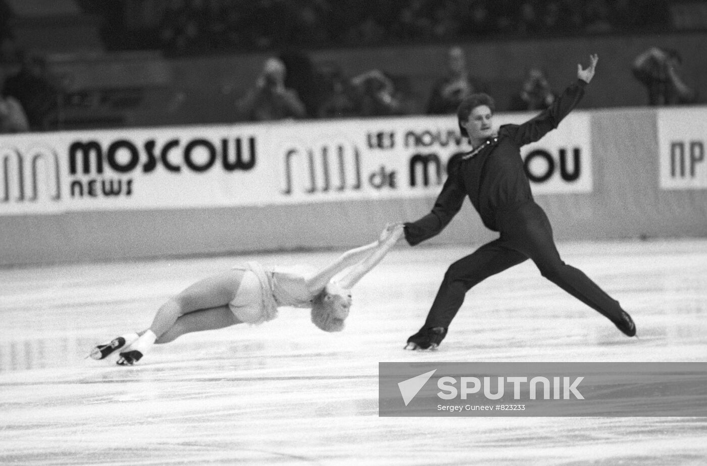 Yelena Bechke and Valery Kornienko