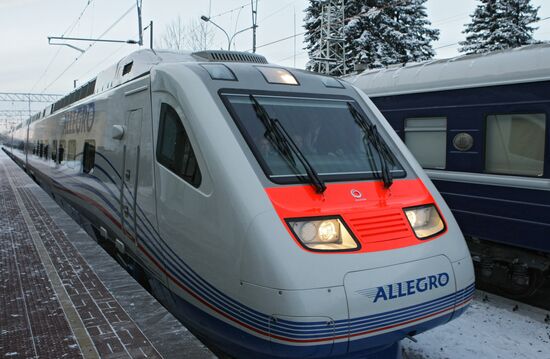 Allegro train