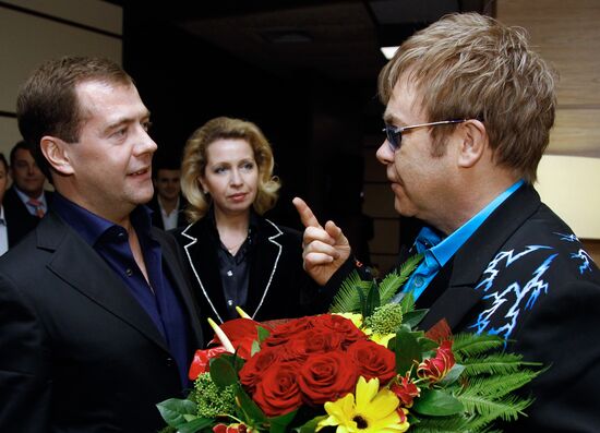 Dmitry Medvedev at Elton John's concert