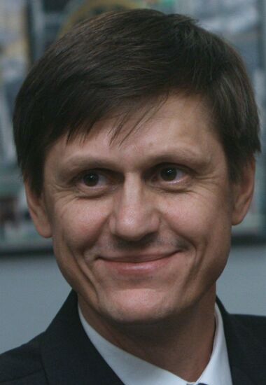Photo journalist Anatoly Zhdanov injured during a rally