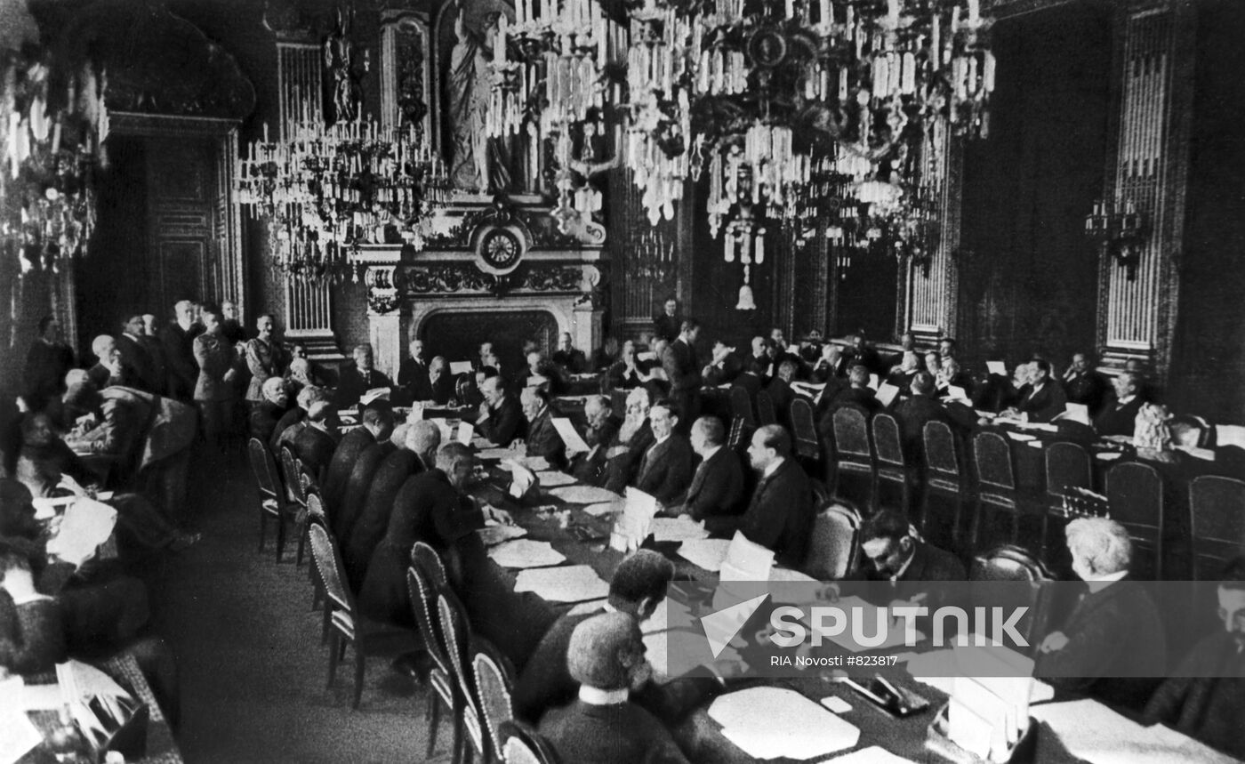 Paris Peace Conference to Open. 1919.
