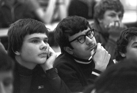 Listening to a lecture
