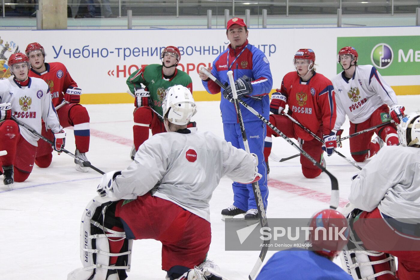 Ice hockey. Open training of Russian national junior hockey team