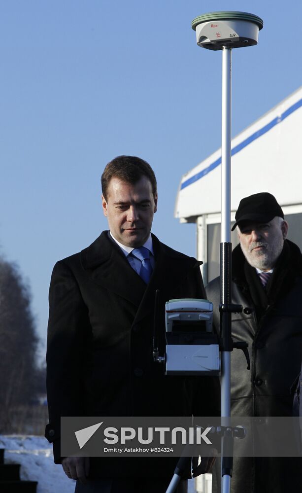 Dmitry Medvedev visits Skolkovo Innovation Center