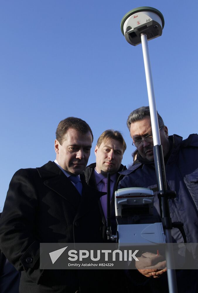 Dmitry Medvedev visits Skolkovo Innovation Center