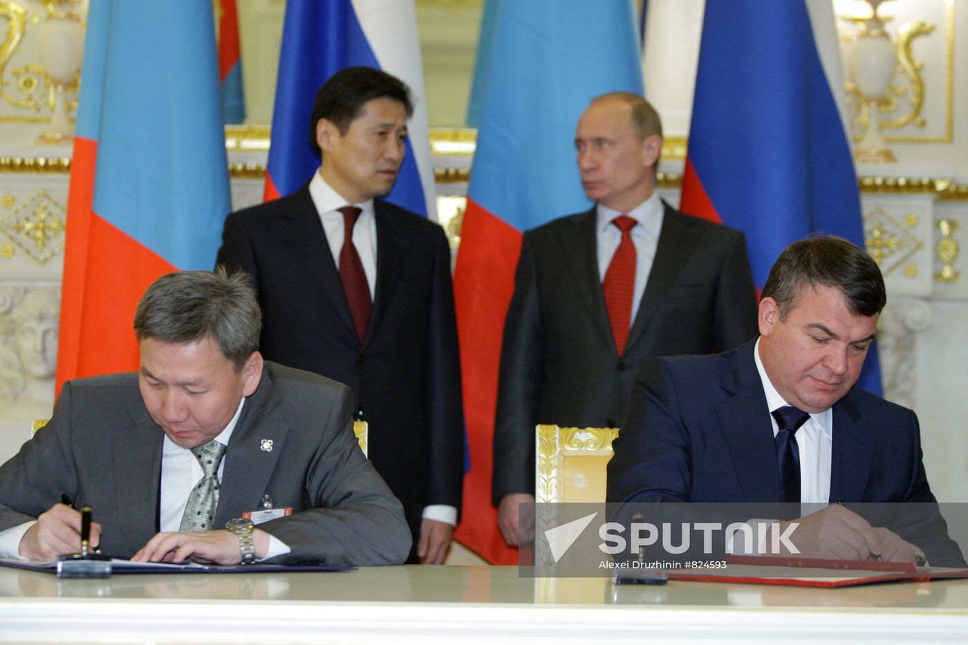 Conclusion of Russian-Mongolian documents