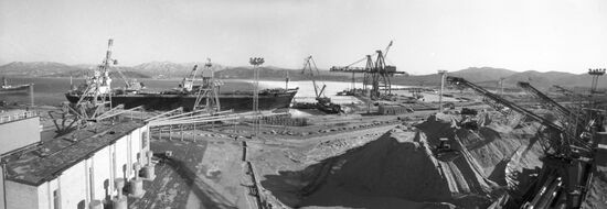 Sea cargo port Vostochny