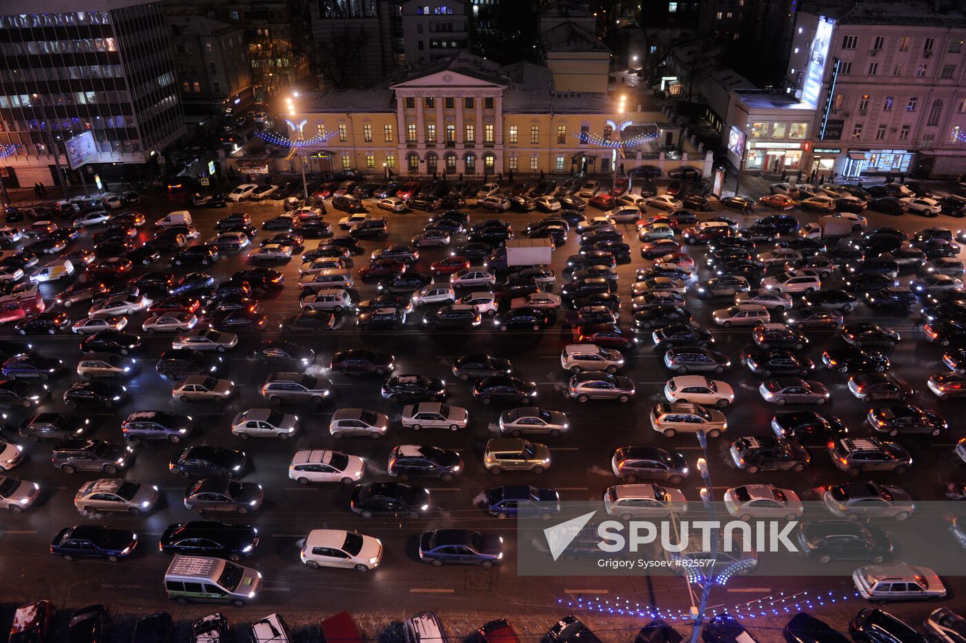 Gridlocked traffic in Moscow