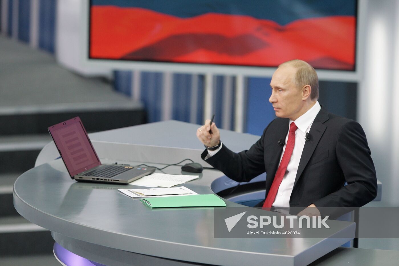 Televised live call-in show with Vladimir Putin
