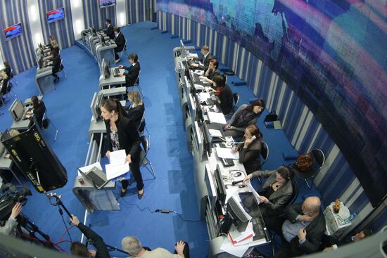 Televised live call-in show with Vladimir Putin