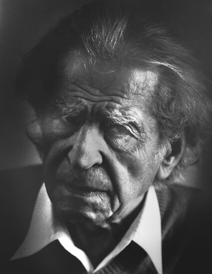 Painter and sculptor Nikolai Nikogosyan