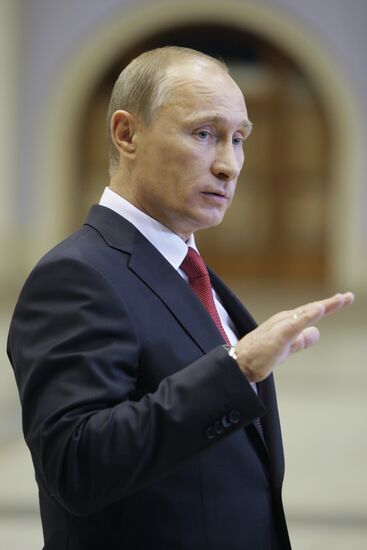 Televised live call-in show with Vladimir Putin