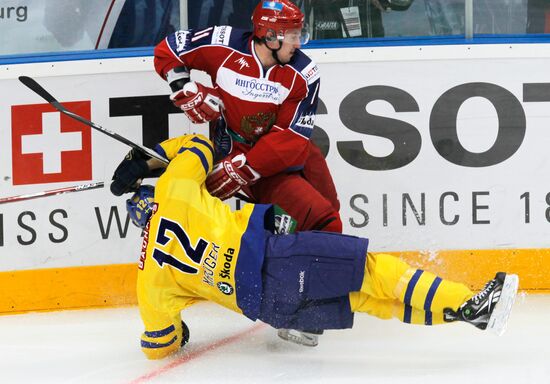 Ice hockey. Channel One Cup. Sweden vs. Russia