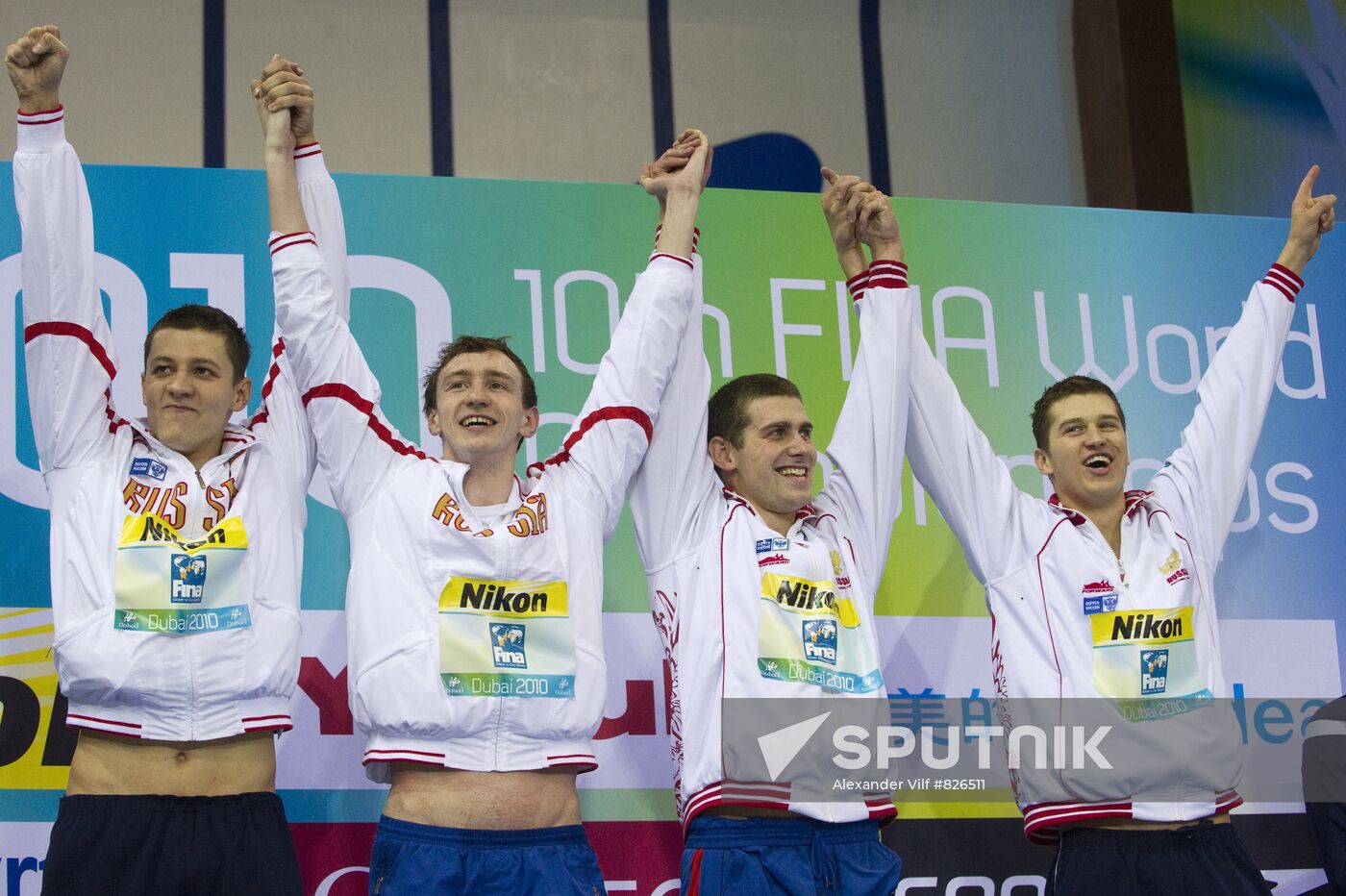 10th FINA World Swimming Championships. Day Two