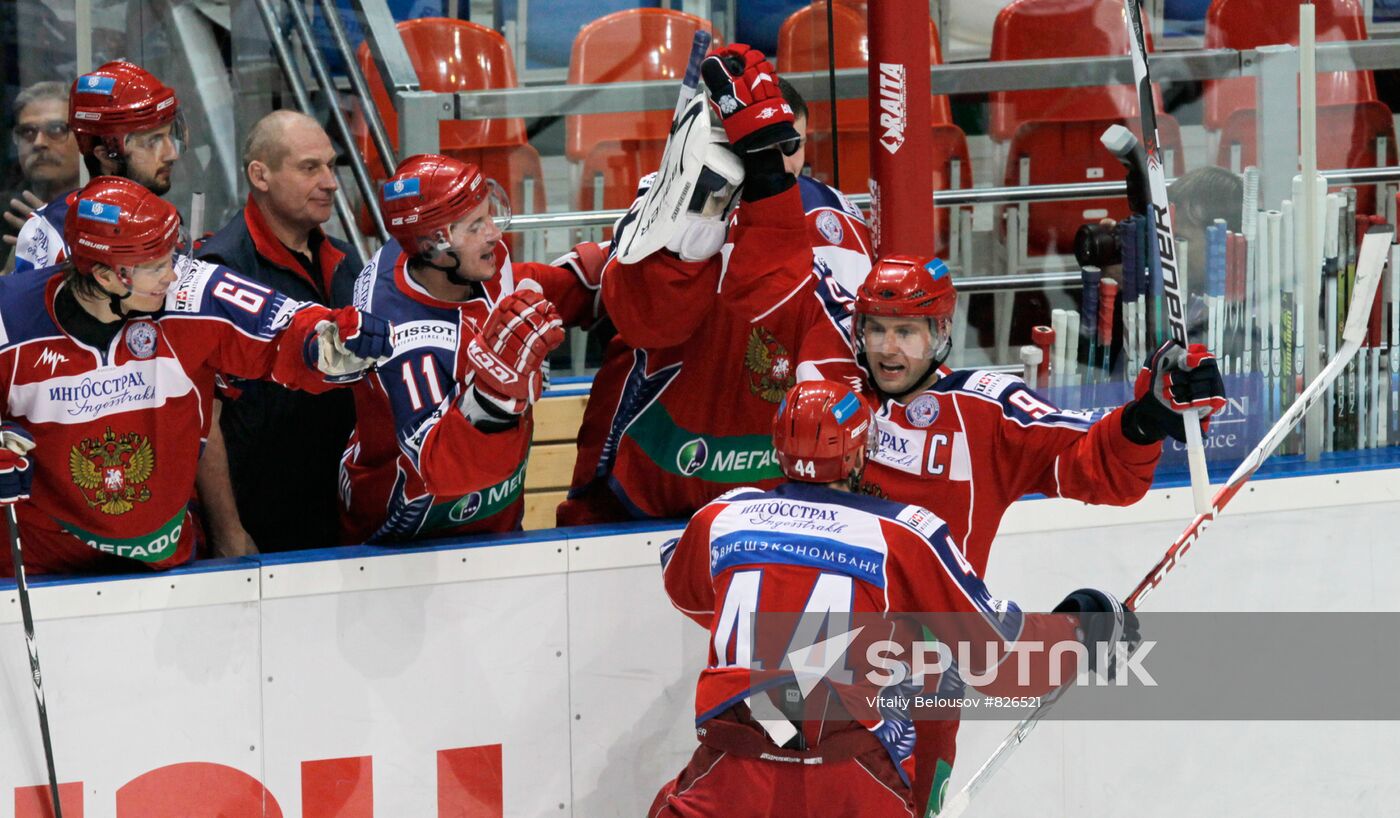 Ice hockey. Channel One Cup. Sweden vs. Russia