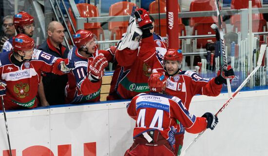 Ice hockey. Channel One Cup. Sweden vs. Russia