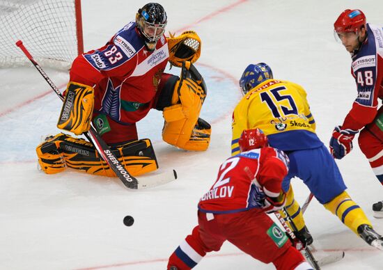 Ice hockey. Channel One Cup. Sweden vs. Russia