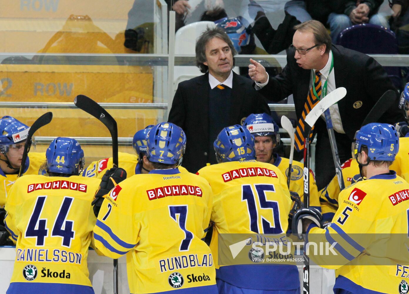 Ice hockey. Channel One Cup. Sweden vs. Russia