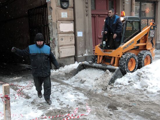 Snow removal, St. Petersburg