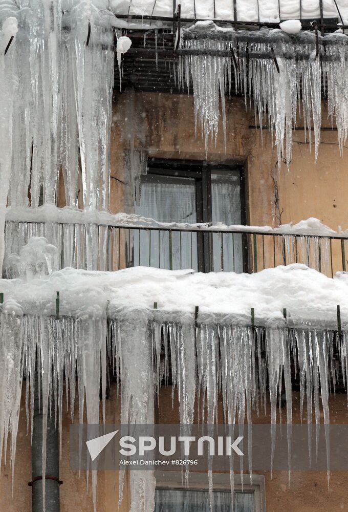 Snow removal, St. Petersburg