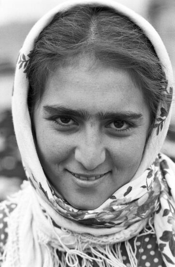 A worker of the Erbent state farm