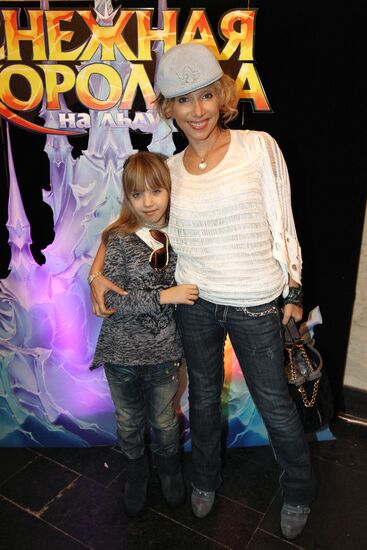 Yelena Vorobei with daughter Sonya