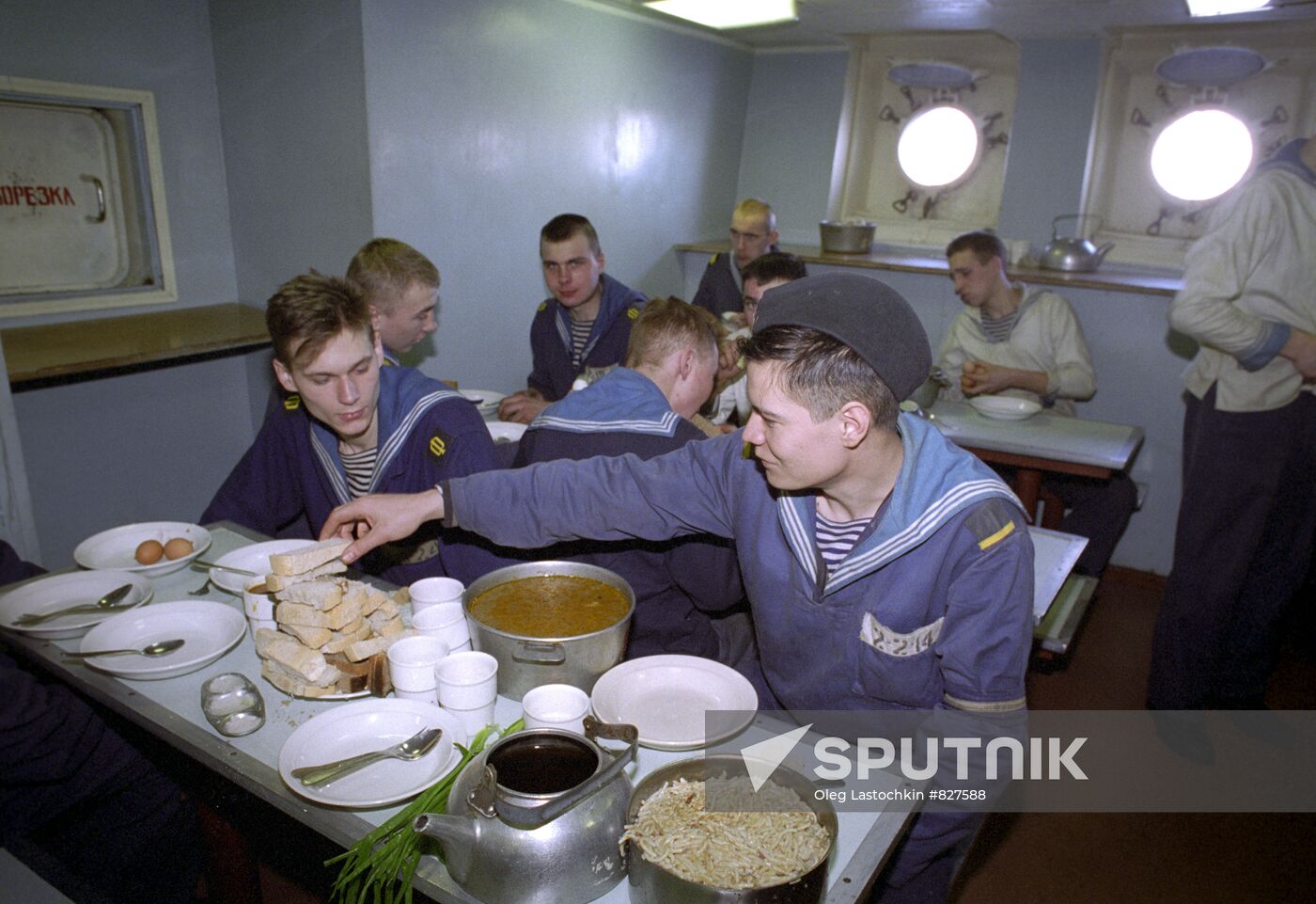 Lunch at Admiral Kharlamov large antisubmarine warfare ship
