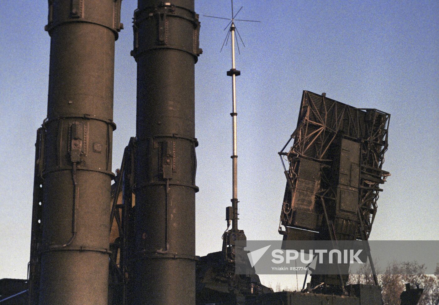 S-300 surface-to-air missile system