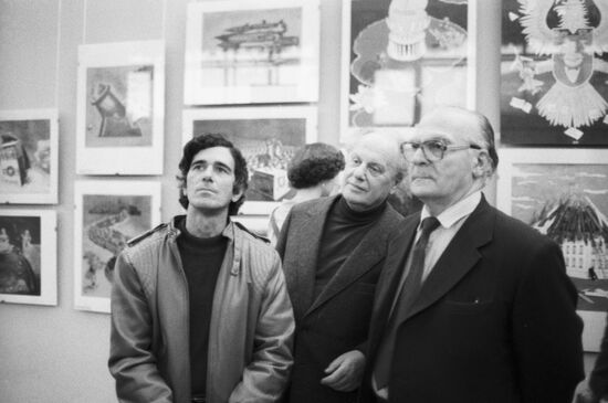 Satire for Peace exhibition in Moscow
