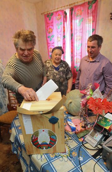 Belarus elects president