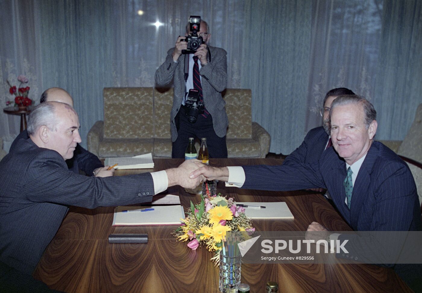 Talks between Mikhail Gorbachev and James Baker
