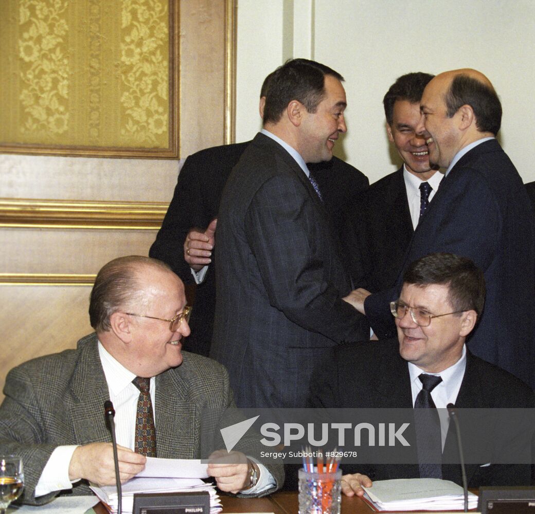 Viktor Gerashchenko and Yuri Chaika