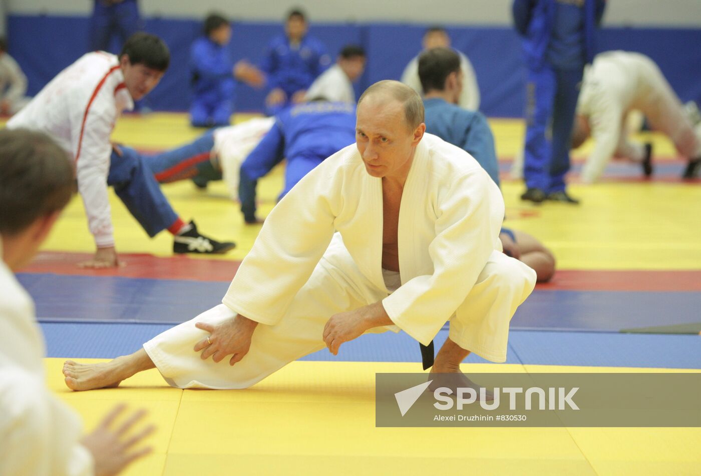 Vladimir Putin attends judo training session