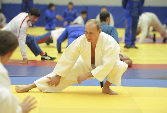 Vladimir Putin attends judo training session
