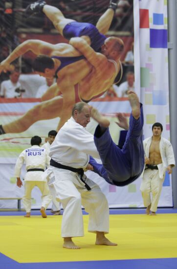 Vladimir Putin attends judo training session